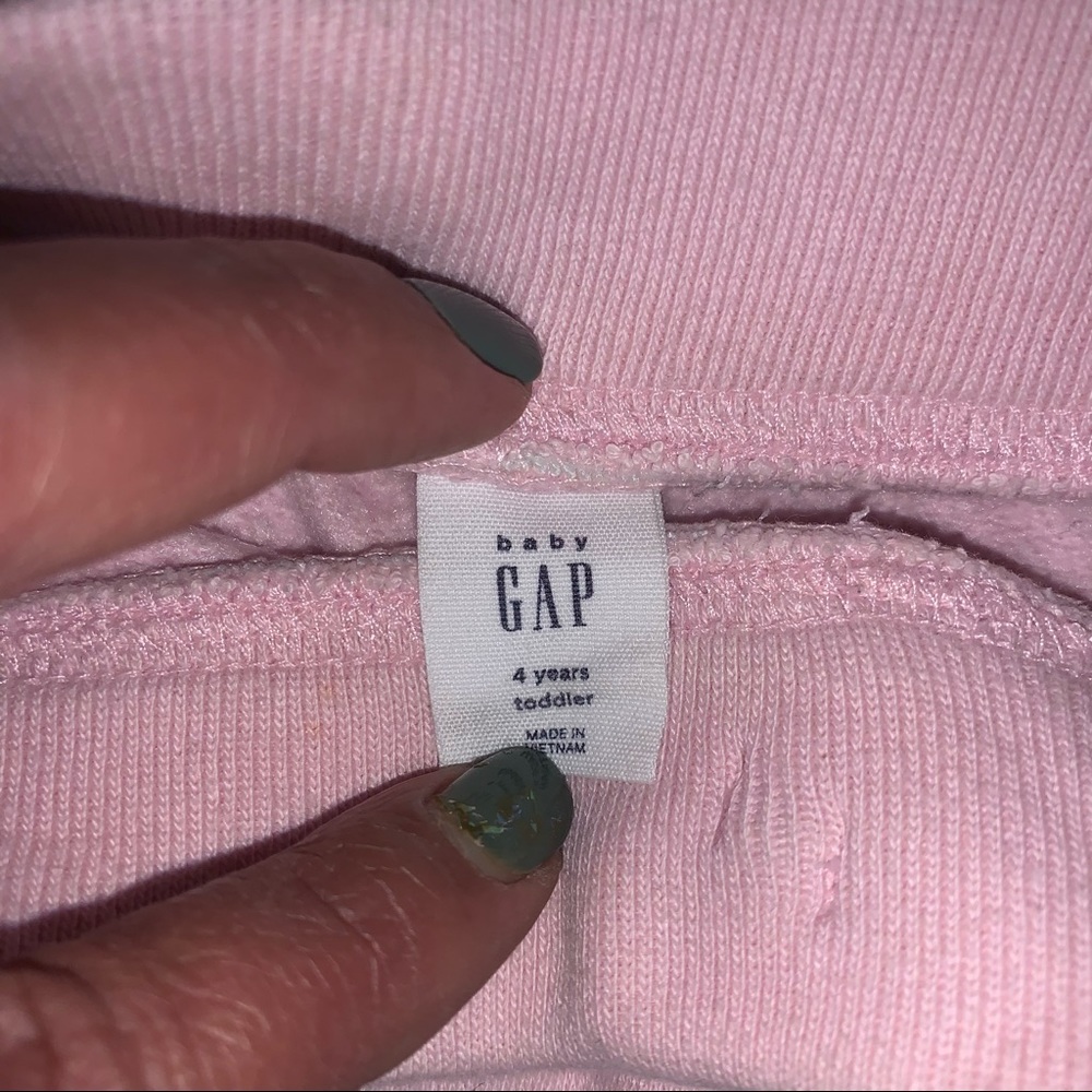 Gap outfit, sweats and shirt - Picture 4 of 9